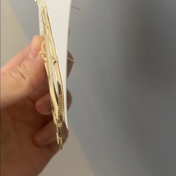 Kendra Scott earring - Picture 6 of 6